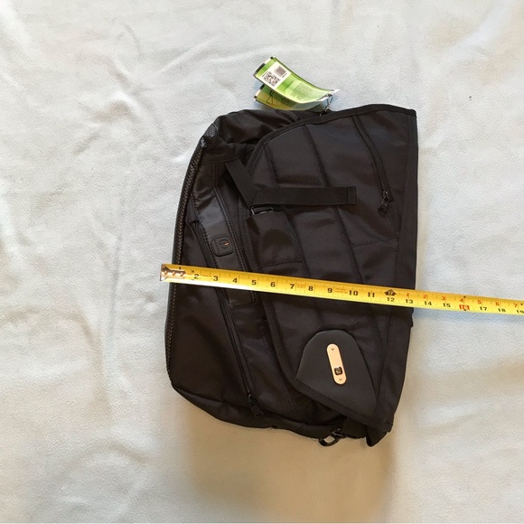 Ful Powerbag Black Messenger Laptop Bag New with Tags - Picture 7 of 13